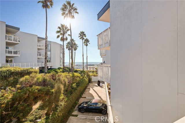 Detail Gallery Image 22 of 32 For 620 the Village #207,  Redondo Beach,  CA 90277 - 1 Beds | 1 Baths