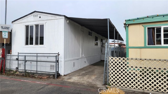 Detail Gallery Image 11 of 11 For 6665 Long Beach, Long Beach,  CA 90805 - 2 Beds | 2 Baths