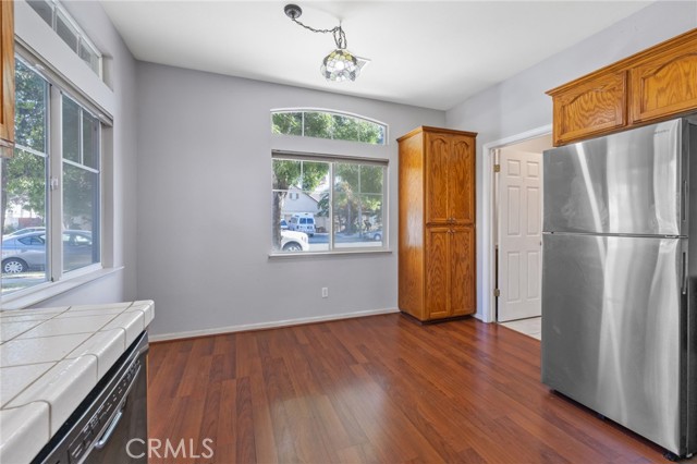 Detail Gallery Image 13 of 38 For 1576 Castle Way, Lemoore,  CA 93245 - 3 Beds | 2 Baths
