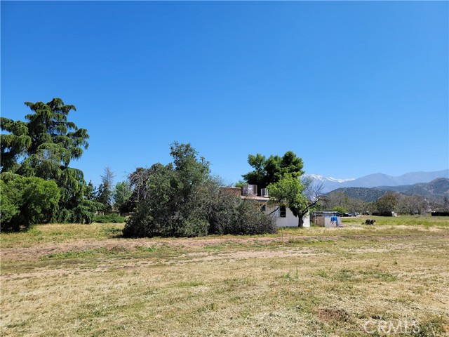 Detail Gallery Image 7 of 29 For 12777 Bryant St, Yucaipa,  CA 92399 - 4 Beds | 2 Baths