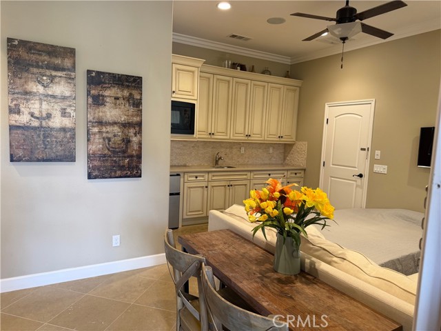 Detail Gallery Image 5 of 5 For 121 Derailer, Irvine,  CA 92618 - 2 Beds | 1 Baths