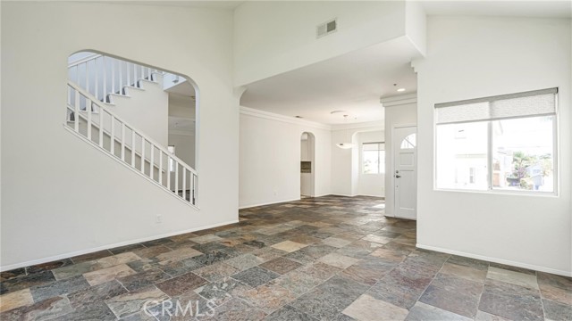 Detail Gallery Image 3 of 20 For 2213 Marshallfield Ln #B,  Redondo Beach,  CA 90278 - 4 Beds | 3 Baths