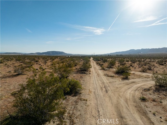 Detail Gallery Image 10 of 21 For 63862 Twentynine Palms Hwy, Joshua Tree,  CA 92252 - – Beds | – Baths