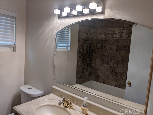 Detail Gallery Image 7 of 9 For 202 S Agate, Anaheim,  CA 92804 - 3 Beds | 2 Baths