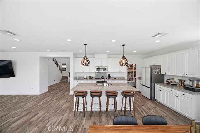 Detail Gallery Image 12 of 52 For 29387 Rockview Ct, Menifee,  CA 92584 - 5 Beds | 4 Baths