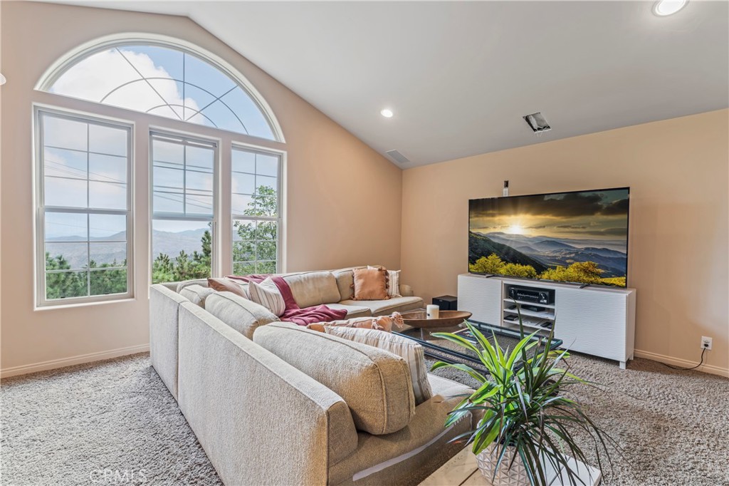 1276 Kodiak Drive