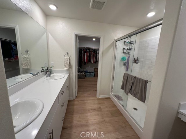 Detail Gallery Image 23 of 31 For 2511 Gunner Ridge Way, Rialto,  CA 92377 - 3 Beds | 2/1 Baths
