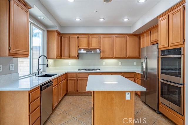 Detail Gallery Image 20 of 49 For 16498 Medinah, Fontana,  CA 92336 - 4 Beds | 2/1 Baths