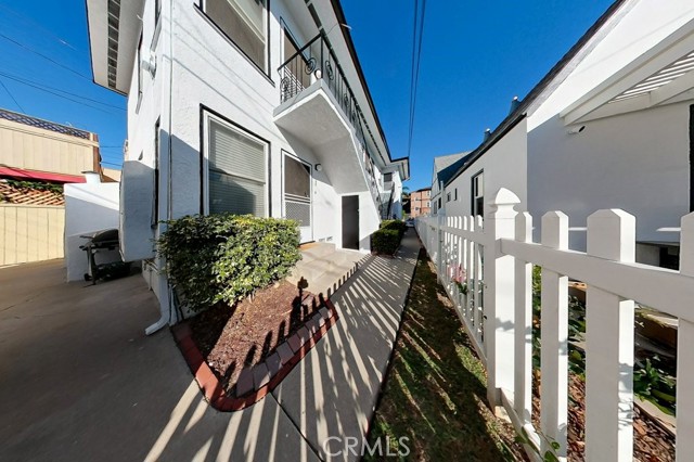 Image 3 for 129 Roycroft Ave, Long Beach, CA 90803