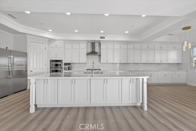 Detail Gallery Image 14 of 57 For 17872 via Roma, Yorba Linda,  CA 92886 - 5 Beds | 5/1 Baths