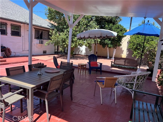 138 N Dillon Street, Los Angeles CA: https://media.crmls.org/medias/d9d43c61-7238-474e-9227-324ec6710071.jpg