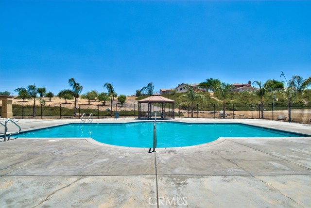 33310 Homestead Lane, Wildomar CA: https://media.crmls.org/medias/d9d4bd73-efa4-48a3-9f33-1ce0279830ca.jpg