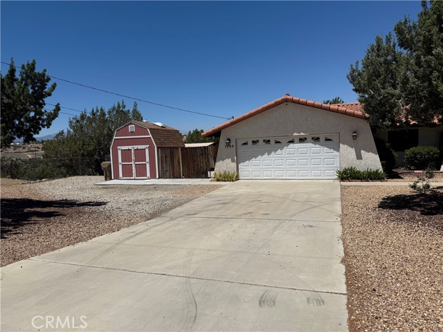 7390 Chase Avenue, Hesperia CA: https://media.crmls.org/medias/d9d675b7-7b27-46d6-beed-0da53b8f502c.jpg