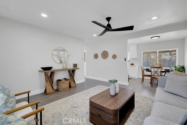 Detail Gallery Image 9 of 41 For 1984 16th St, Olivehurst,  CA 95961 - 3 Beds | 2 Baths