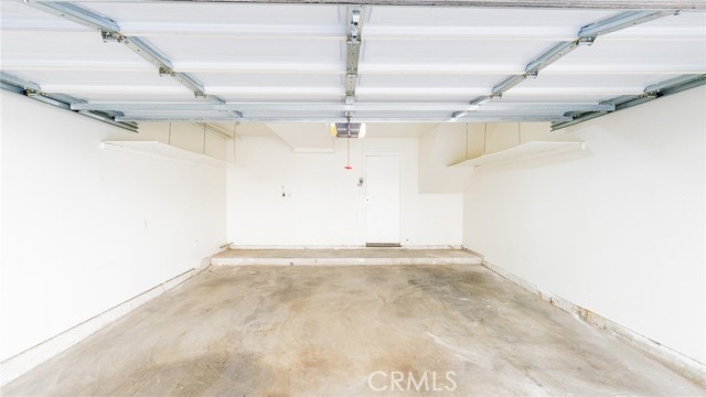 Detail Gallery Image 18 of 29 For 7311 Kester Ave #11,  Van Nuys,  CA 91405 - 2 Beds | 2/1 Baths