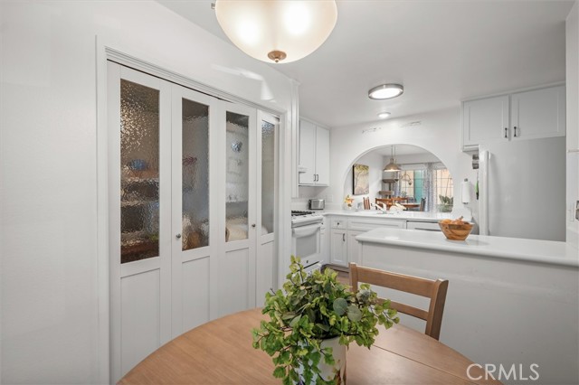 Image 7 of 37 For 4682 Maxwell Court