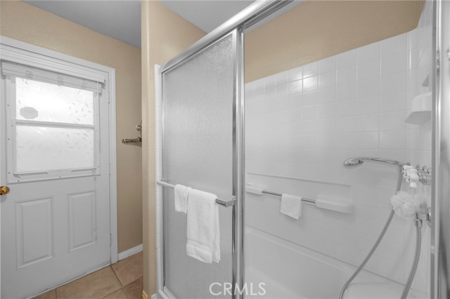 Detail Gallery Image 29 of 73 For 9902 Lapworth, Huntington Beach,  CA 92646 - 4 Beds | 5 Baths