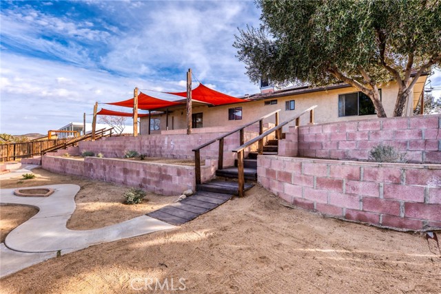 Detail Gallery Image 2 of 23 For 6960 Lennox, Yucca Valley,  CA 92284 - 3 Beds | 2 Baths