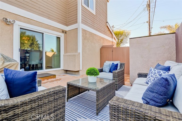 2106 Mackay Lane, Redondo Beach, California 90278, 3 Bedrooms Bedrooms, ,2 BathroomsBathrooms,Residential,Sold,Mackay,SB23016417