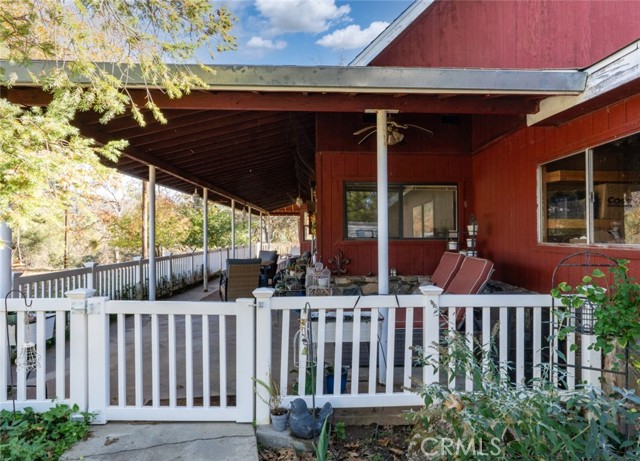 Detail Gallery Image 10 of 55 For 47515 Road 620, Oakhurst,  CA 93644 - 2 Beds | 3 Baths