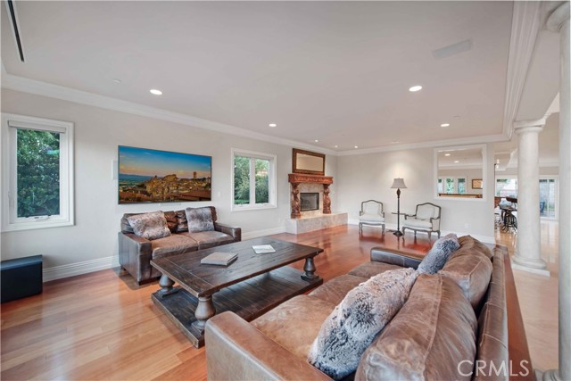 6805 Aviano Drive, Camarillo CA: https://media.crmls.org/medias/d9dacdfc-a9cb-4c9d-8e0f-0aec047ecdce.jpg