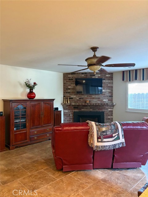 Detail Gallery Image 2 of 30 For 4368 Boulder Creek Cir, Stockton,  CA 95219 - 4 Beds | 2 Baths