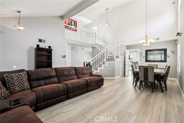 Detail Gallery Image 8 of 45 For 1278 Millbrook, Corona,  CA 92882 - 5 Beds | 3 Baths