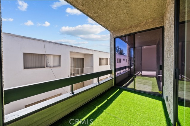 4641 Fulton Avenue, Sherman Oaks CA: https://media.crmls.org/medias/d9de127f-a069-4021-832a-786e6d78da3e.jpg
