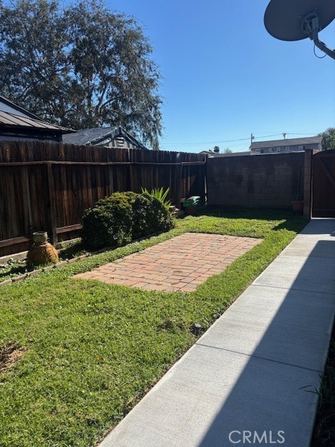 Detail Gallery Image 21 of 24 For 16245 Londelius, North Hills,  CA 91343 - 3 Beds | 1/1 Baths