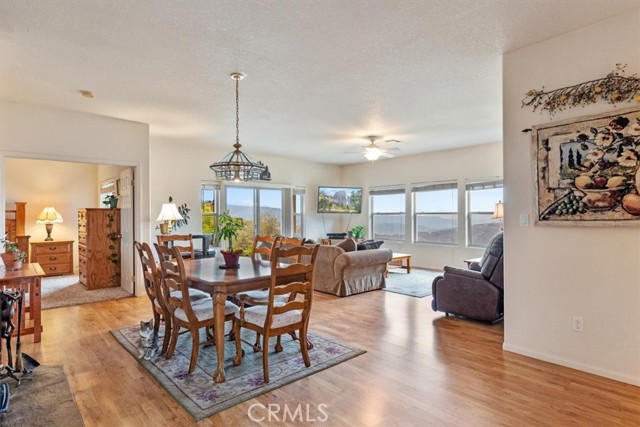 Detail Gallery Image 12 of 73 For 24921 Sunset Way, Tehachapi,  CA 93561 - 2 Beds | 2 Baths