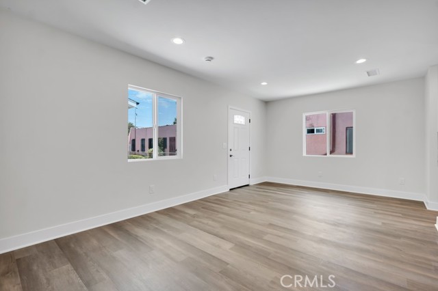 1234 W 89th Street, Los Angeles CA: https://media.crmls.org/medias/d9de5805-bc8d-416a-ae5d-da29d4385130.jpg