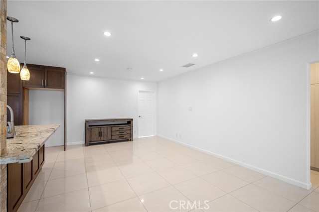 8337 Valecrest Drive, Sun Valley CA: https://media.crmls.org/medias/d9deb066-536d-4993-925c-b2277f10d4cc.jpg