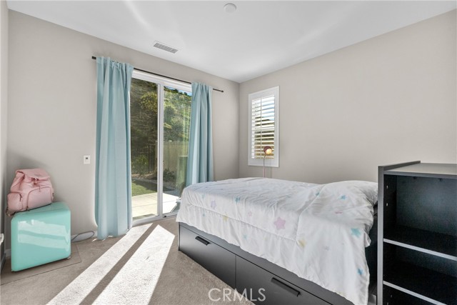 Detail Gallery Image 18 of 56 For 28332 Clarion, Canyon Country,  CA 91350 - 5 Beds | 4/1 Baths