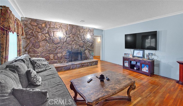 Detail Gallery Image 11 of 48 For 18087 San Bernardino, Bloomington,  CA 92316 - 3 Beds | 1/1 Baths