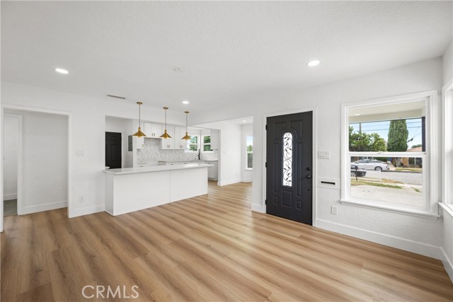Detail Gallery Image 7 of 42 For 781 Sycamore Ct, Upland,  CA 91786 - 5 Beds | 3 Baths