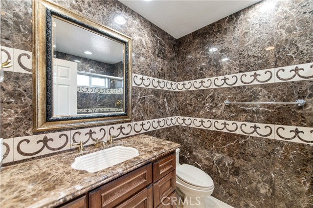 Detail Gallery Image 30 of 46 For 21681 Johnstone Dr, Lake Forest,  CA 92630 - 4 Beds | 3 Baths