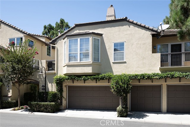 5 Auvergne, Newport Coast CA: https://media.crmls.org/medias/d9e12d46-6796-4700-9c99-f03e447fda15.jpg