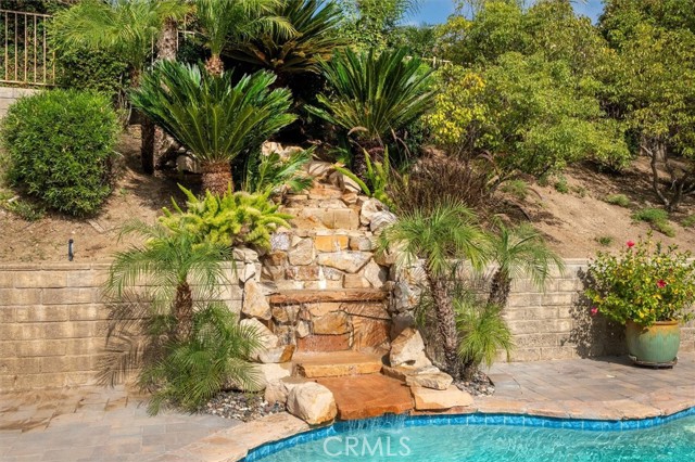 Image 35 of 40 For 22025 Lytle Court