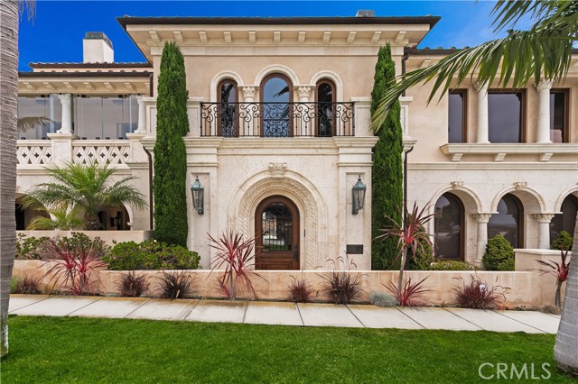 Detail Gallery Image 51 of 60 For 3300 Ocean Bld, Corona Del Mar,  CA 92625 - 6 Beds | 7/3 Baths