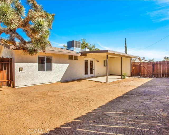 Detail Gallery Image 1 of 40 For 58807 Yucca Trl, Yucca Valley,  CA 92284 - 2 Beds | 2 Baths