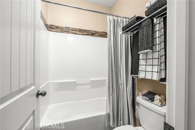 3255 Sespe Creek Way, Chico CA: https://media.crmls.org/medias/d9e3c6f4-fbfd-4299-815d-a8f0c5c1604a.jpg