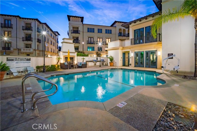 Detail Gallery Image 19 of 35 For 23500 Park Sorrento #D21,  Calabasas,  CA 91302 - 2 Beds | 3 Baths