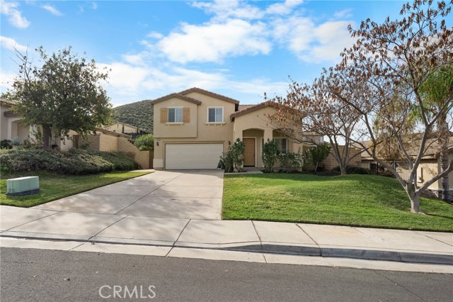 Detail Gallery Image 2 of 32 For 23405 Cheyenne Canyon Dr, Menifee,  CA 92587 - 4 Beds | 3 Baths