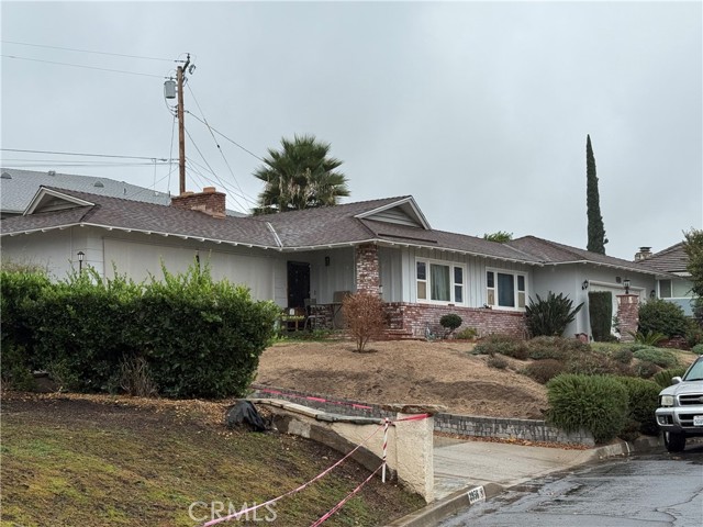 3962 La Hacienda, San Bernardino CA: https://media.crmls.org/medias/d9e5c2d2-96b1-40a6-925c-462775aea05d.jpg