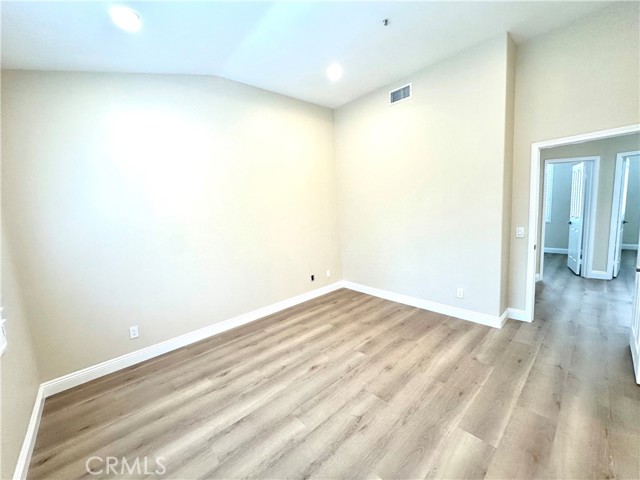 505 Marinella Aisle, Irvine CA: https://media.crmls.org/medias/d9e6104f-9664-4c7e-a771-1efc209a1515.jpg