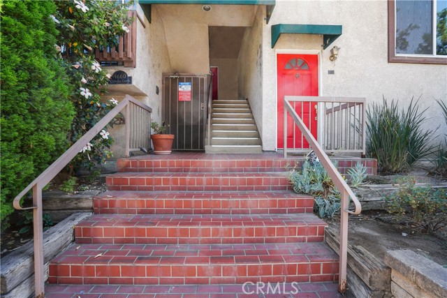 Image 2 for 4660 Coldwater Canyon Ave #2, Studio City, CA 91604