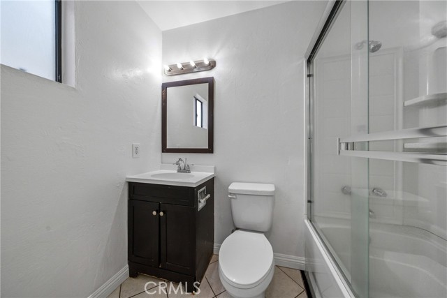 Detail Gallery Image 19 of 58 For 820 W Balboa Bld, Newport Beach,  CA 92661 - 5 Beds | 4/2 Baths