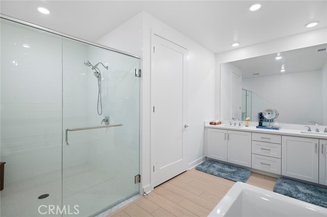 3100 Rivington, Irvine CA: https://media.crmls.org/medias/d9e884bc-6197-41e4-a525-2c62716162c3.jpg