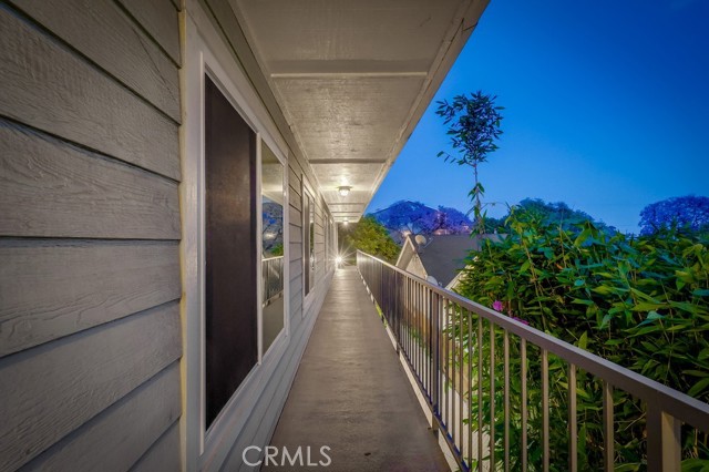 Detail Gallery Image 5 of 30 For 1775 Freeman Ave #304,  Long Beach,  CA 90804 - 2 Beds | 2 Baths