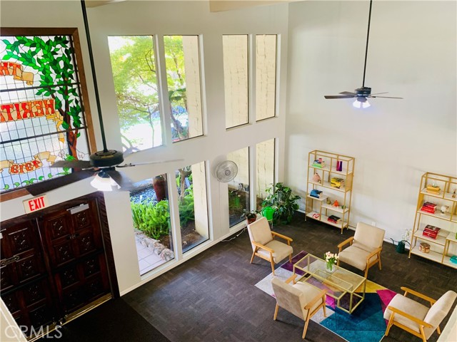 4919 N Millbrook Avenue, Fresno CA: https://media.crmls.org/medias/d9e9b602-100f-4236-a3e7-6f6942cfaaa6.jpg